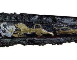 Dagger inlaid prehistory bronze hunt