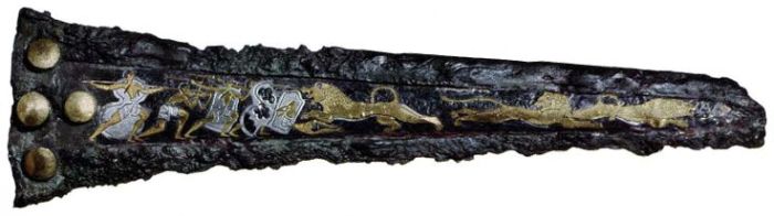 Dagger inlaid prehistory bronze hunt